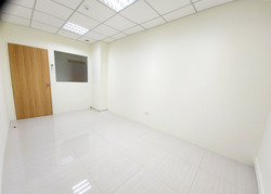 Pemimpin Industrial Building (D20), Shop House #555077621